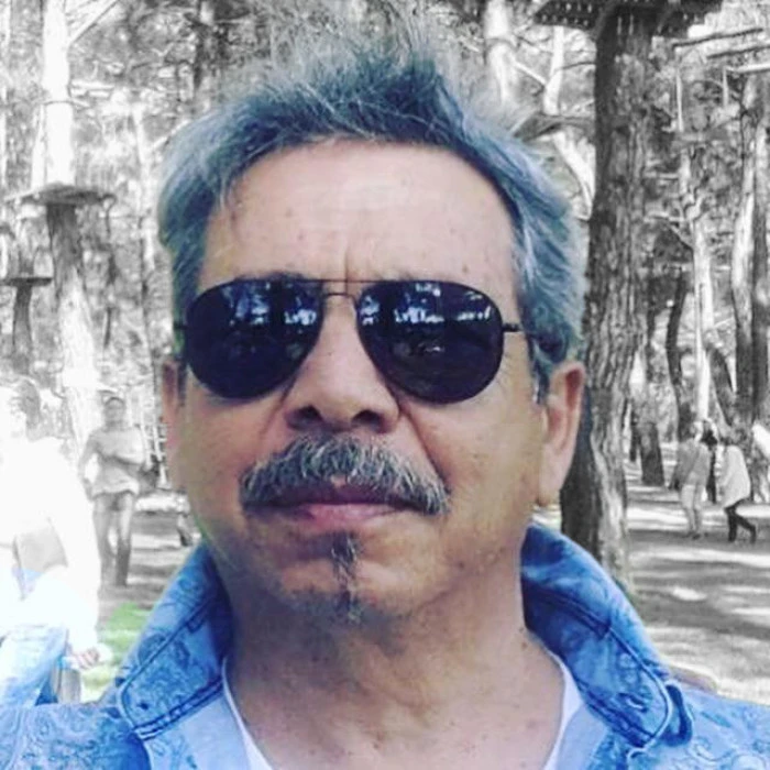 Ali TONG&Uuml;L&Uuml;S